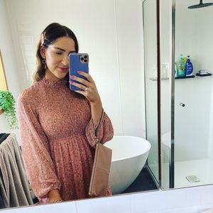 Meet your Posher, Georgia